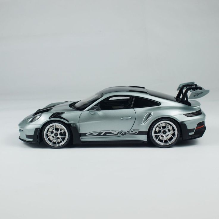 1:18
