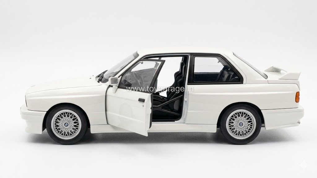 BMW M3 E30