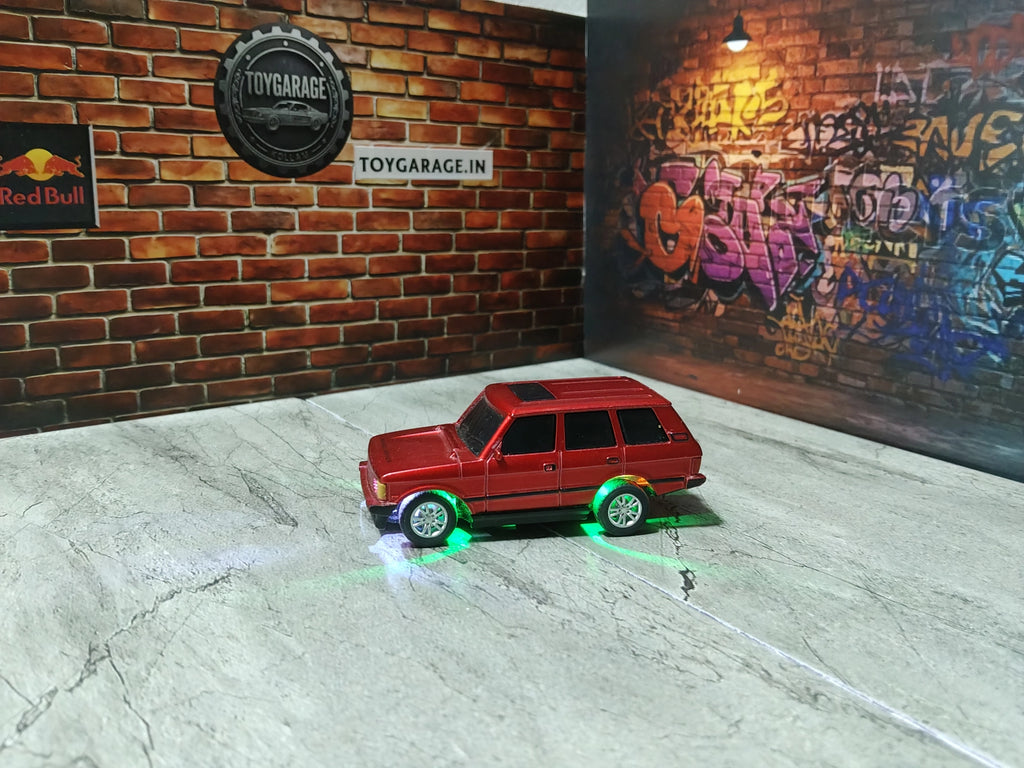 NO:8 RANGE ROVER MINI RC 1: 64 SCALE