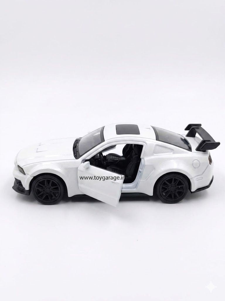 NO:31 FORD MUSTANG GT 1:43 SCALE