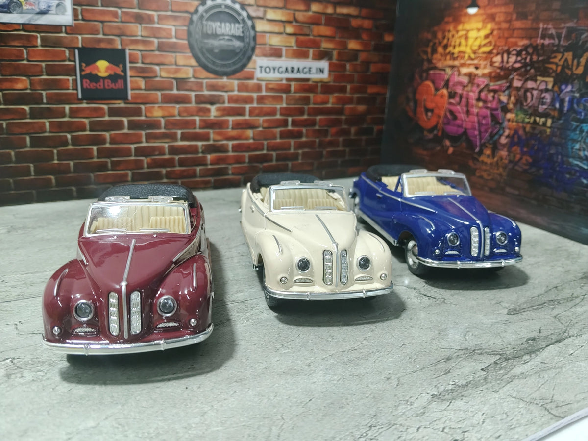 NO:31 1954BMW 502 1:36 SCALE
