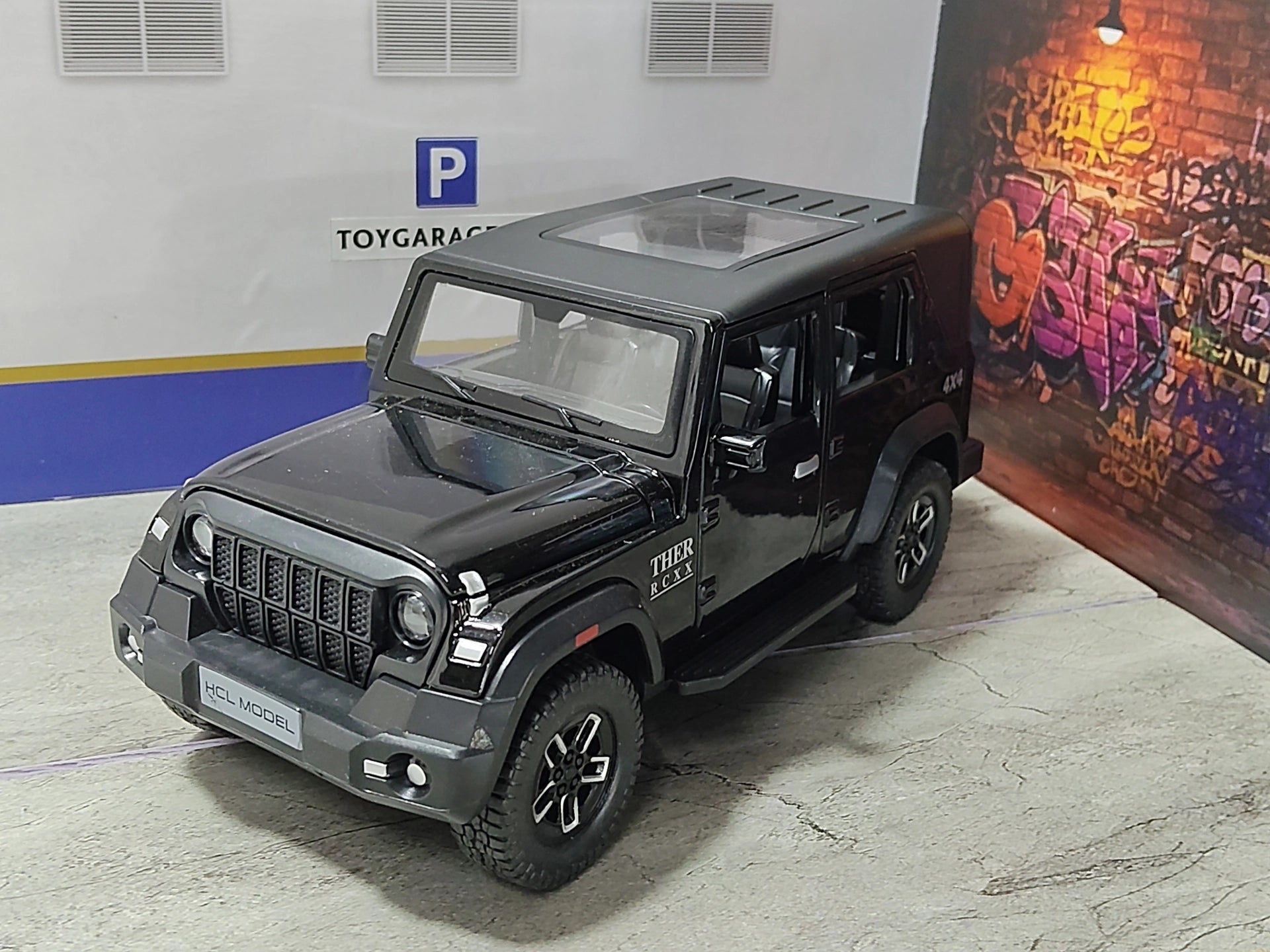 NO:13 THAR ROXX REMOTE CAR