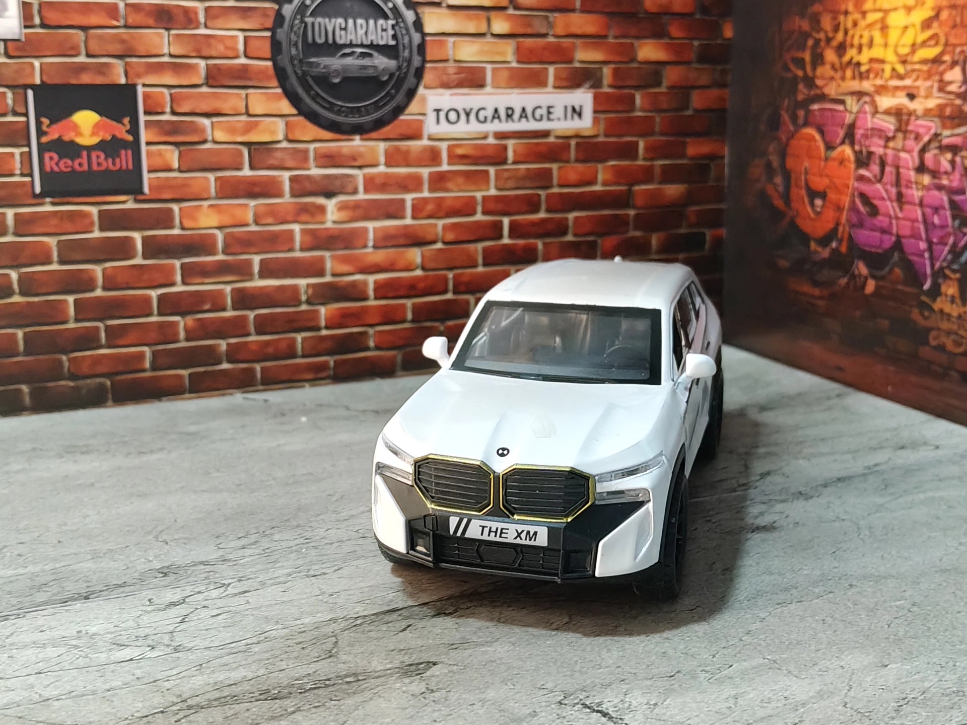BMW XM (32) ZXY