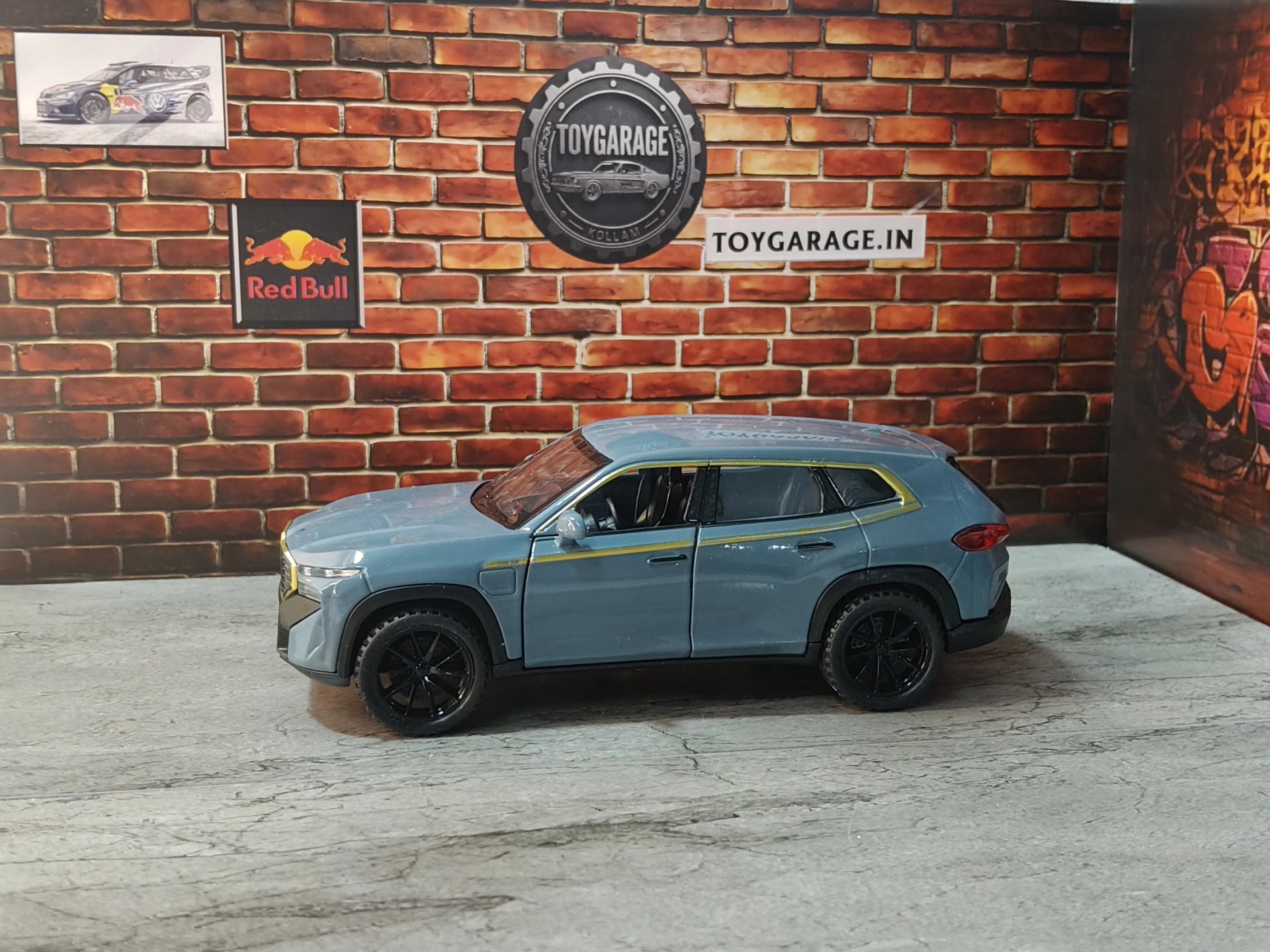 BMW XM (32) ZXY