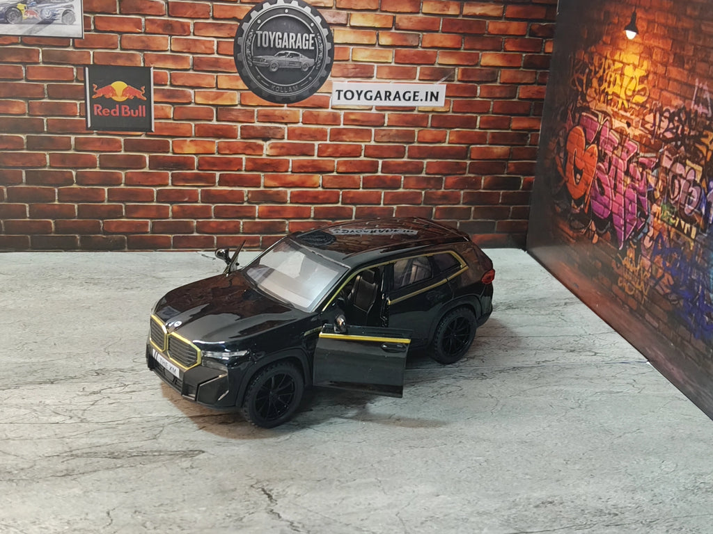 BMW XM (32) ZXY