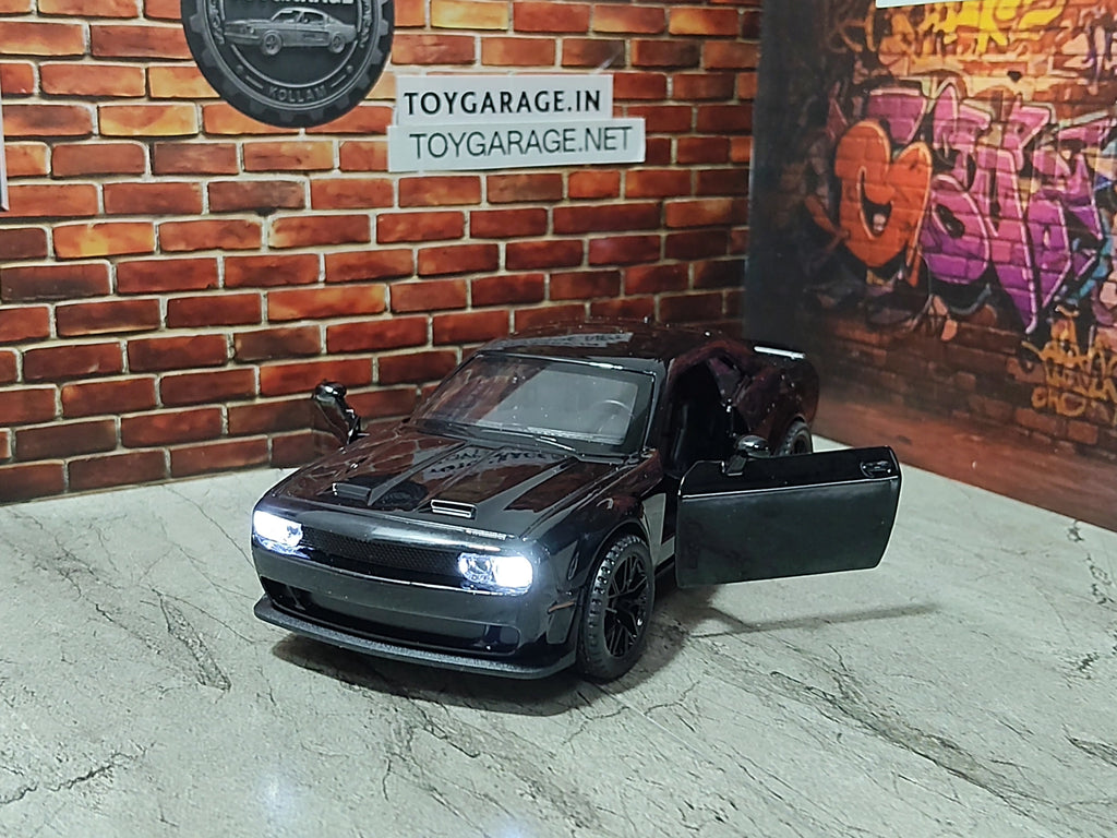 DODGE CHALLENGER zxy 32