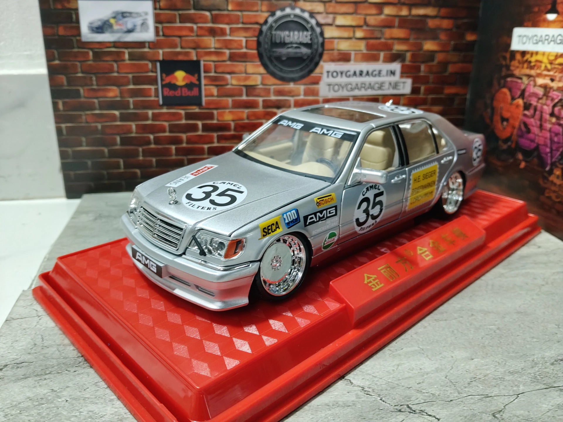 NO:16 MERCEDES BENZ 140 modified 1:24 SCALE