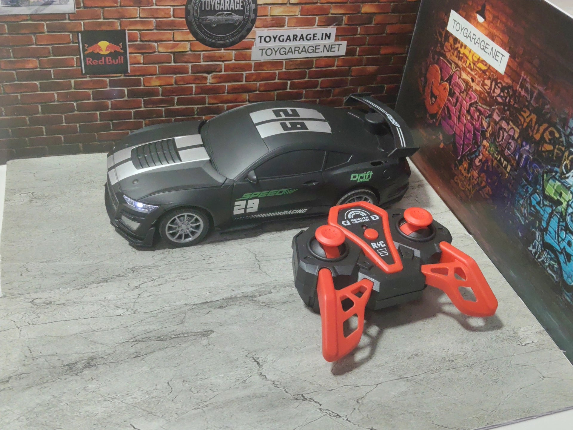 NO:3 MUSTANG REMOTE CAR