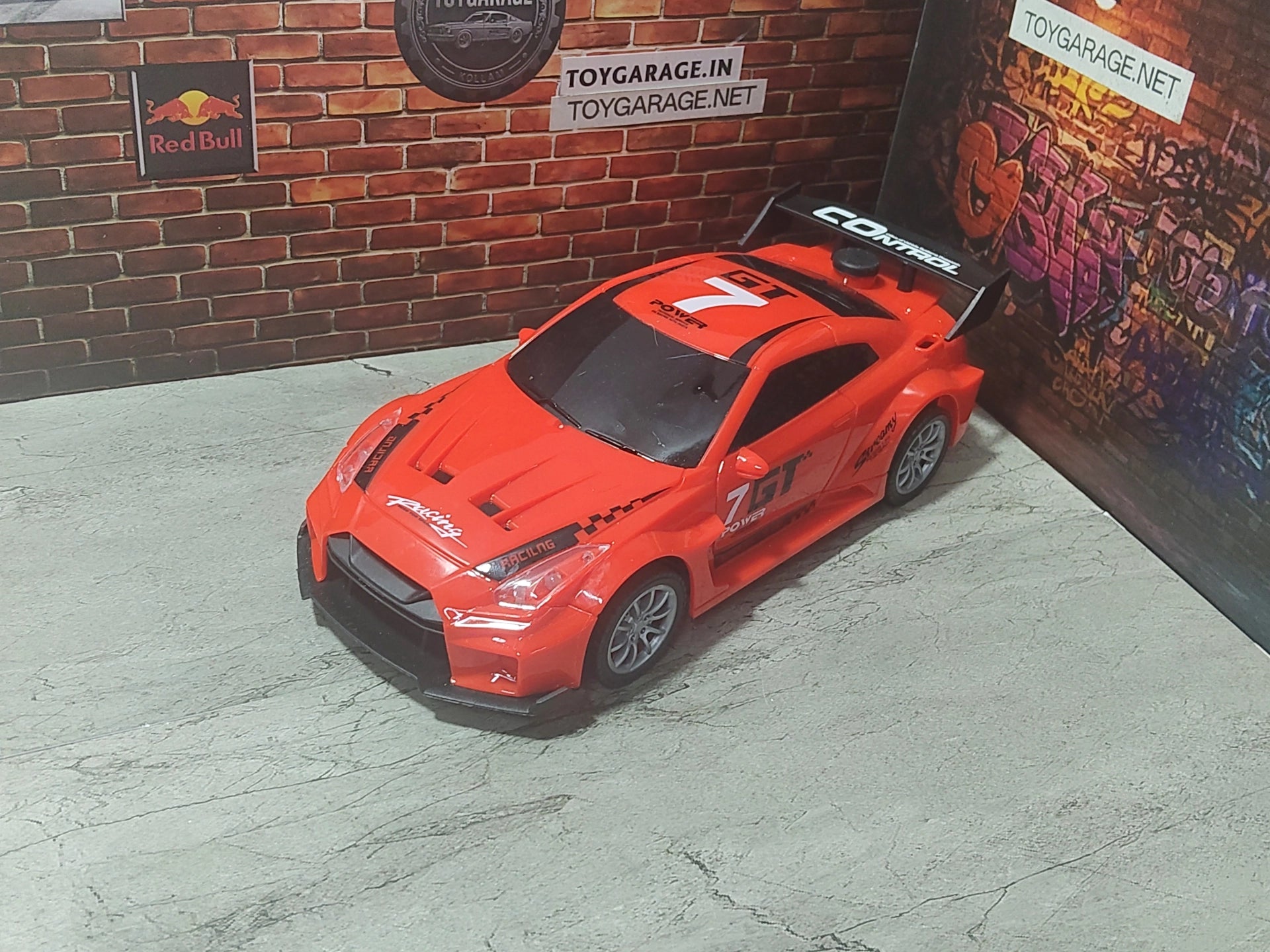 NO:2 NISSAN GTR R 35 REMOTE CAR