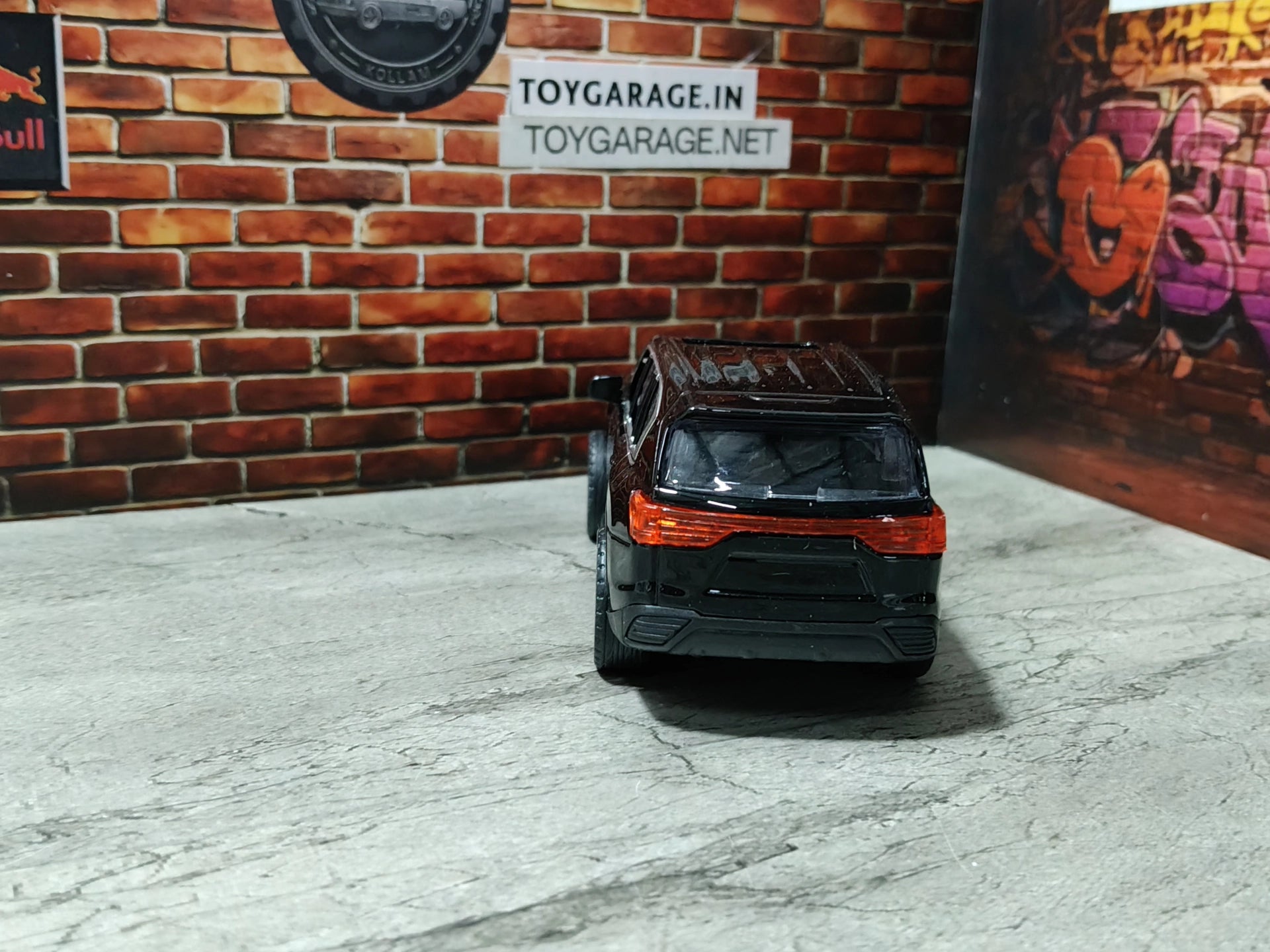 NO:2 LEXUX 1:36 SCALE