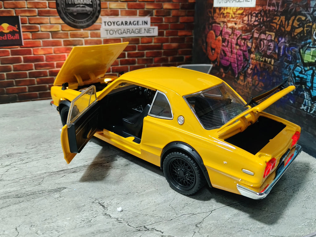 NO:15 NISSAN SKYLINE 2000GT R (KPGC10) 1:24 SCALE
