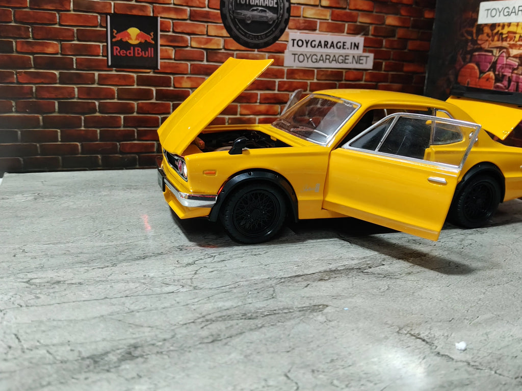 NO:15 NISSAN SKYLINE 2000GT R (KPGC10) 1:24 SCALE