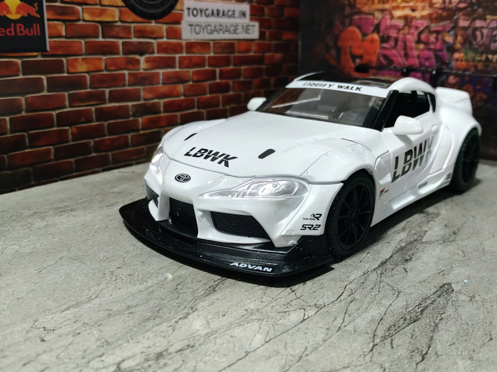 NO:11 SUPRA MARK 5 LBWK 1:24 SCALE
