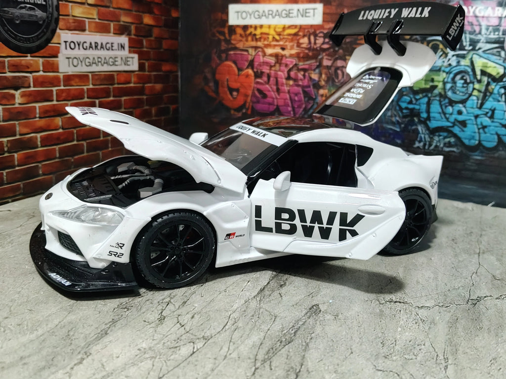 NO:11 SUPRA MARK 5 LBWK 1:24 SCALE