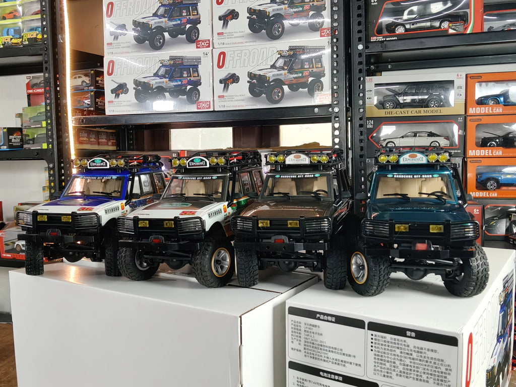 NO:6 JXC LR 1801(LAND ROVER )1:18 SCALE