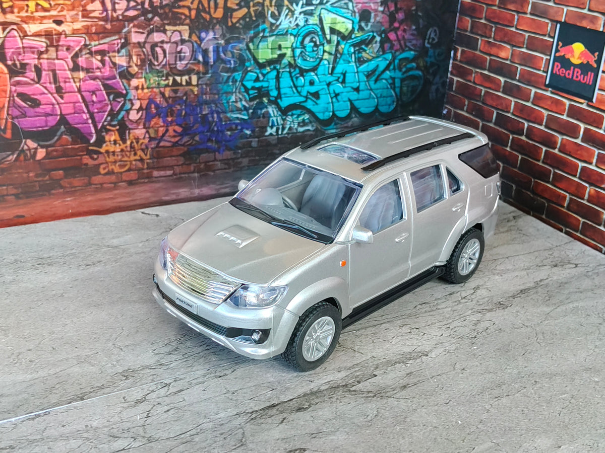 NO: 7 FORTUNER [centy]