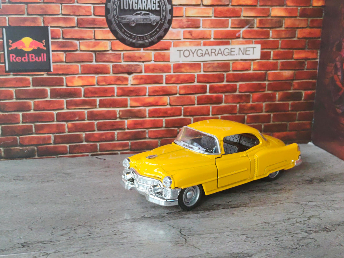 NO:66 CADILLAC 1953 COUPE 1:36 SCALE