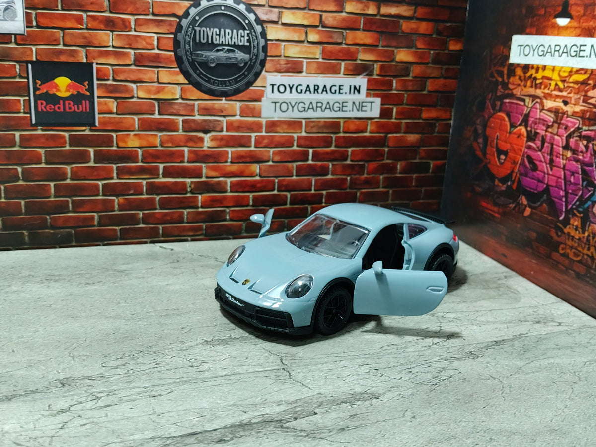 NO:5 PORSCHE [MINI AUTO] 1:32 SCALE