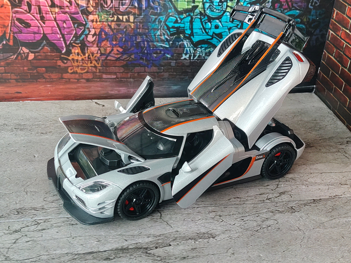 NO:29 KOENIGSEGG ONE 1:32 SCALE
