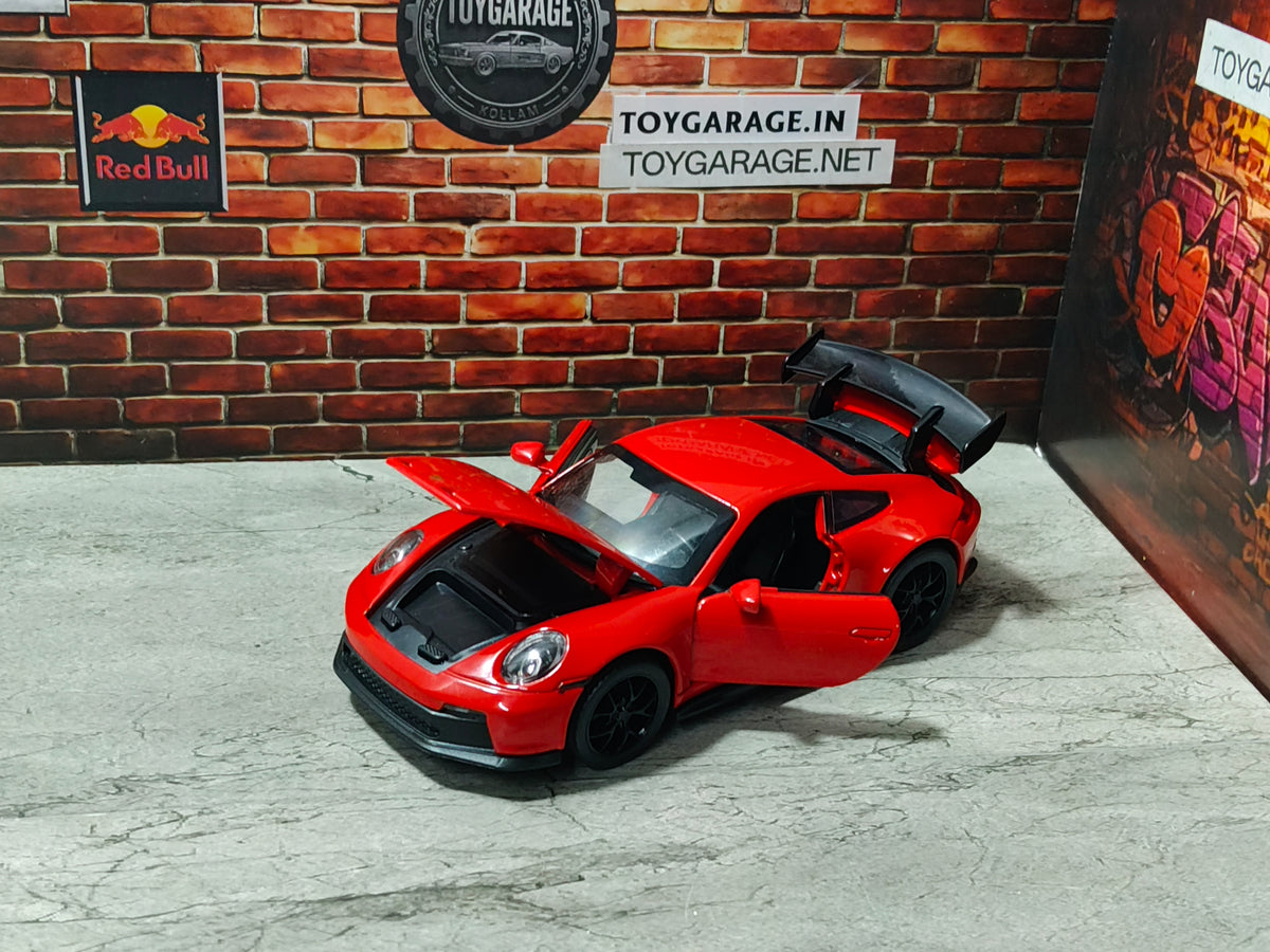 NO:12 PORSCHE 911 GT3 1:32 SCALE