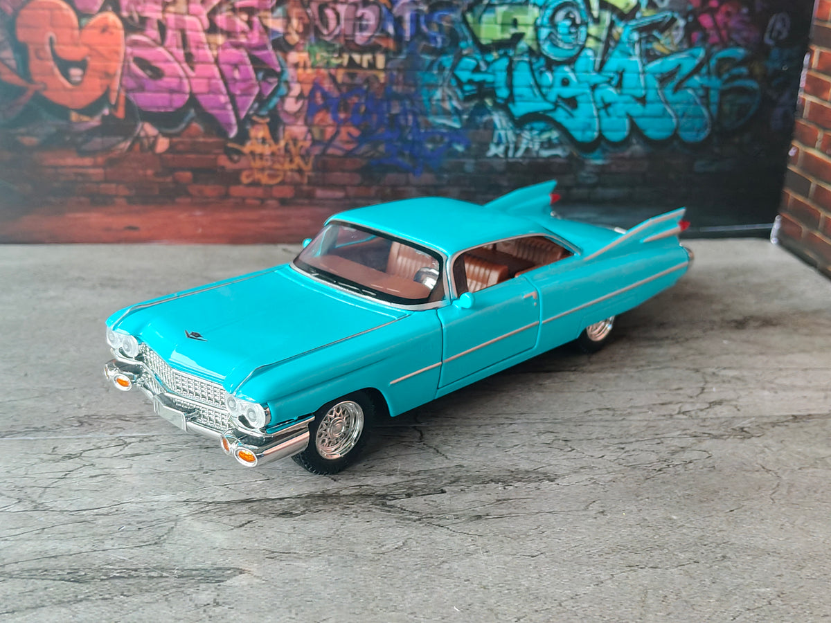 NO:33 CADILLAC 1:32 SCALE