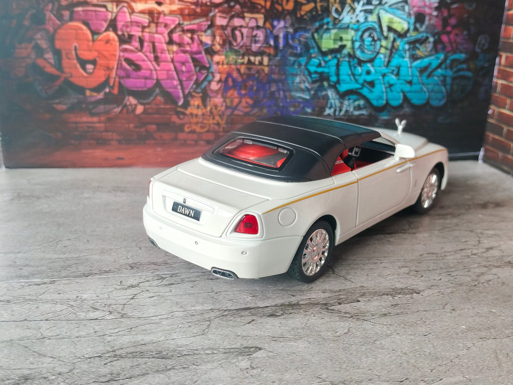 NO: 24 ROLLS ROYCE DAWN 1:32 SCALE