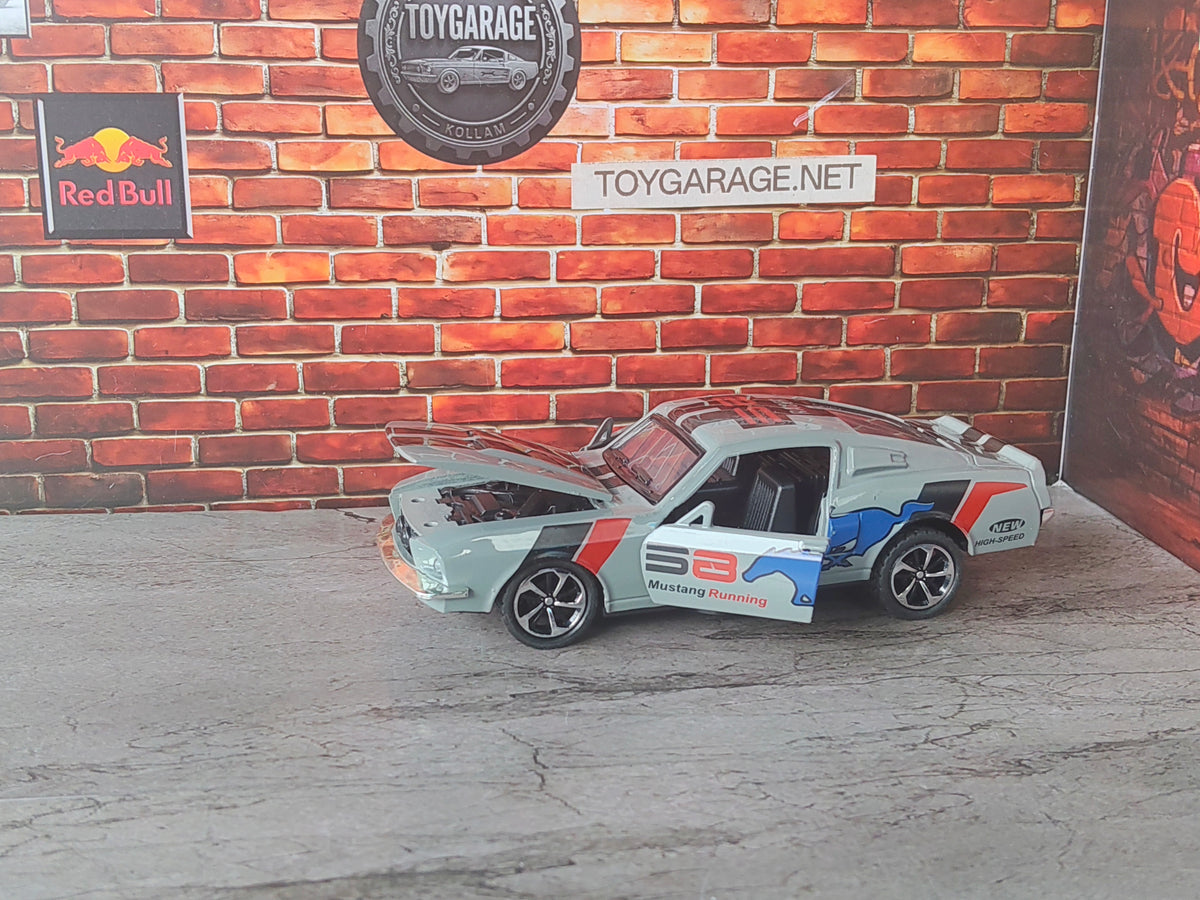 NO:76 1967 FORD MUSTANG 1:36 SCALE