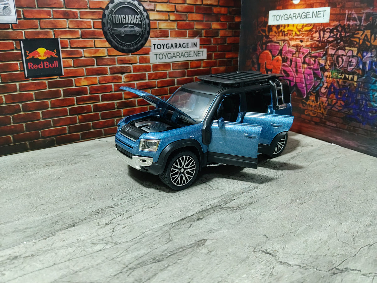 NO:10 DEFENDER 4X 1:32 SCALE