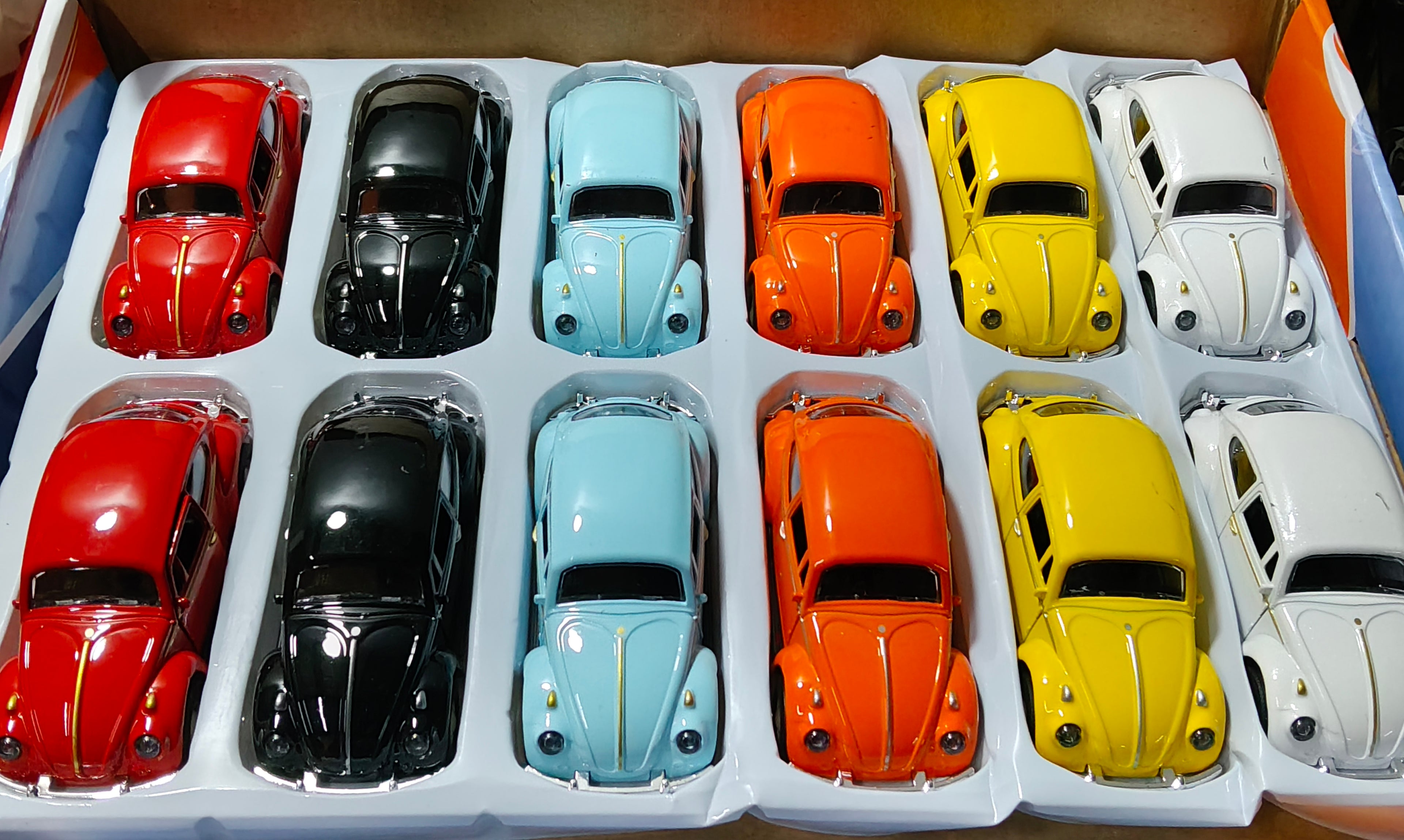 NO:40 BEETLE  1:43 SCALE