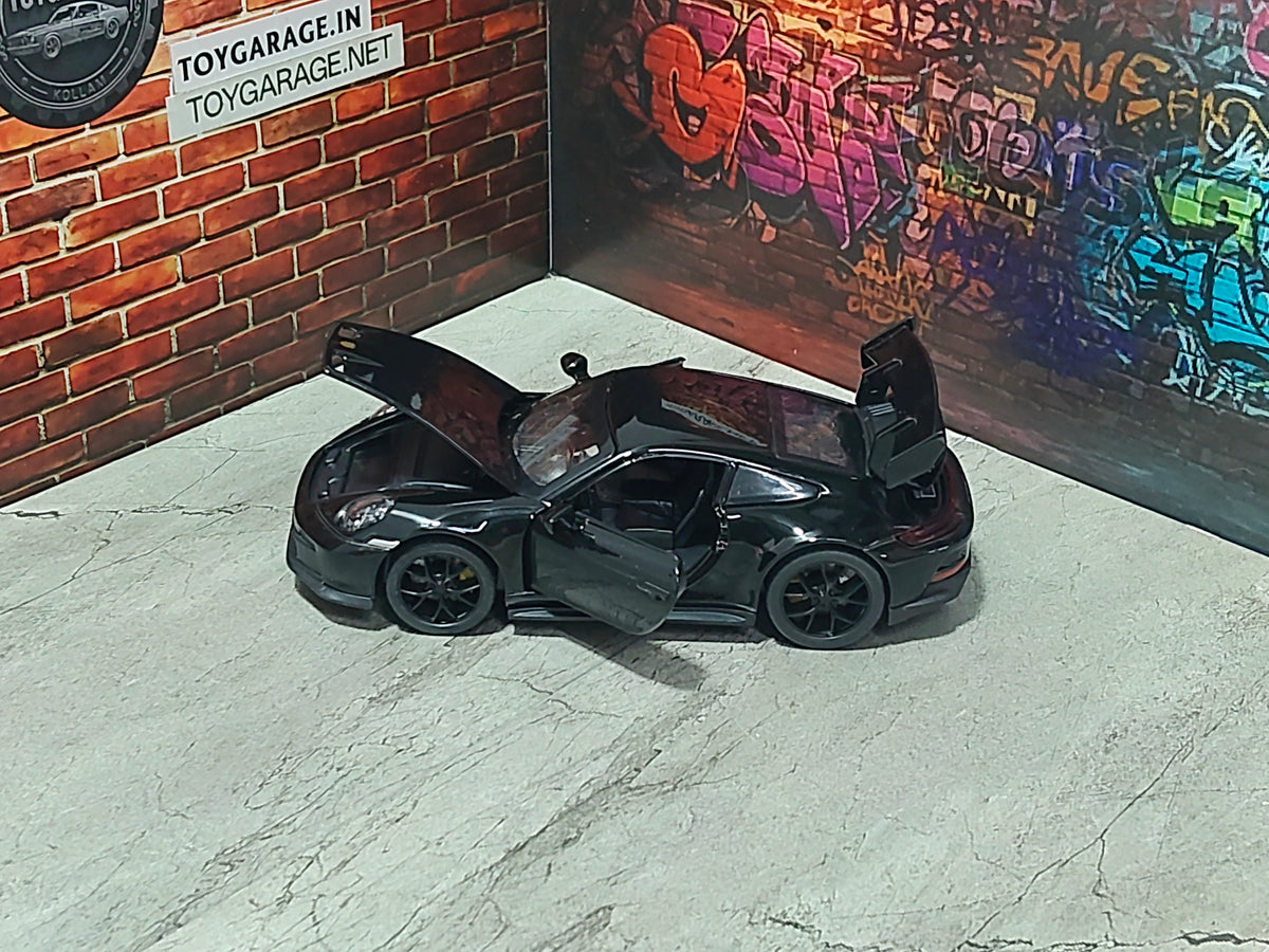 NO:12 PORSCHE 911 GT3 1:32 SCALE