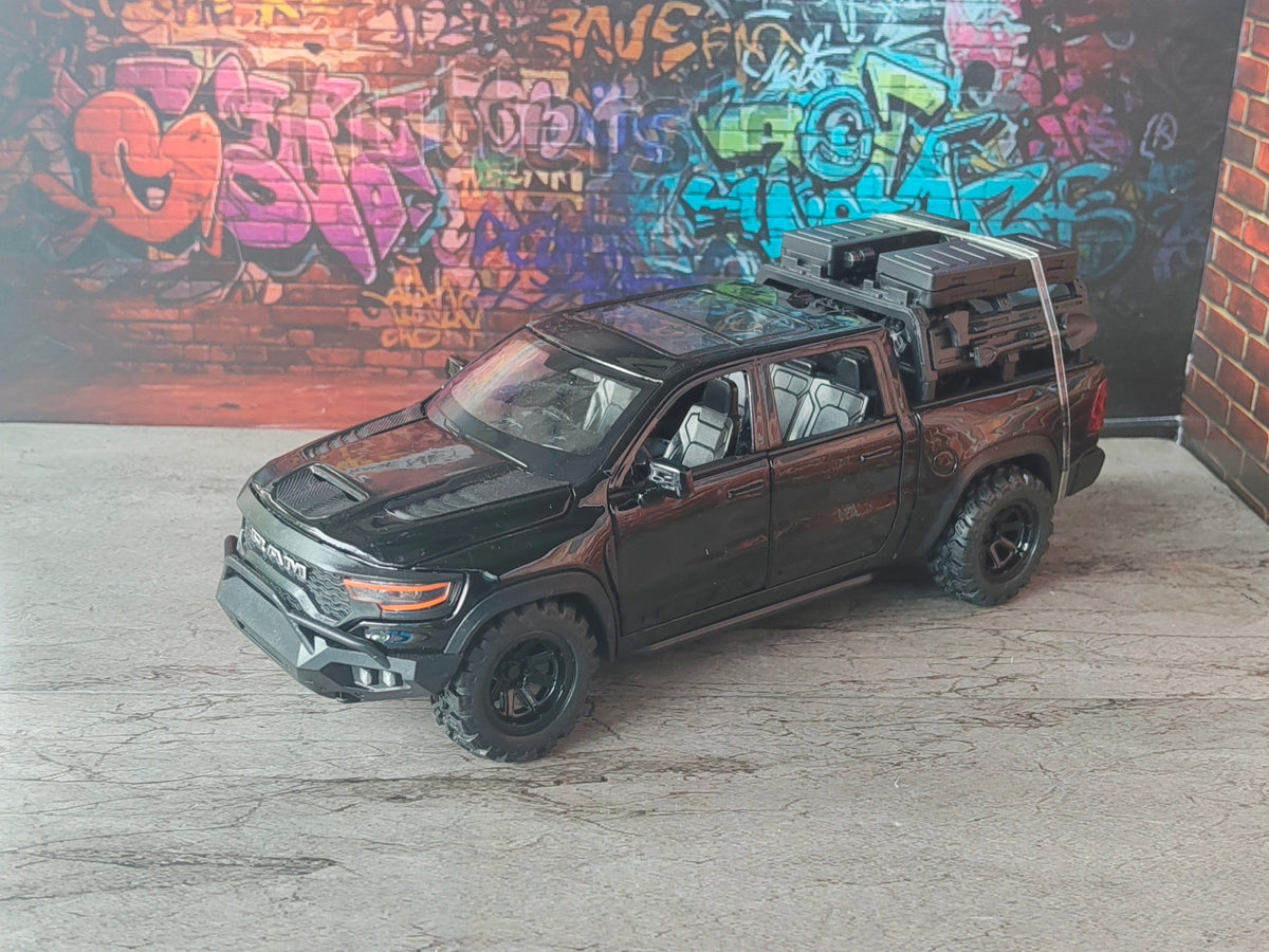 NO:28 RAM MAMMOTH 1:32 SCALE