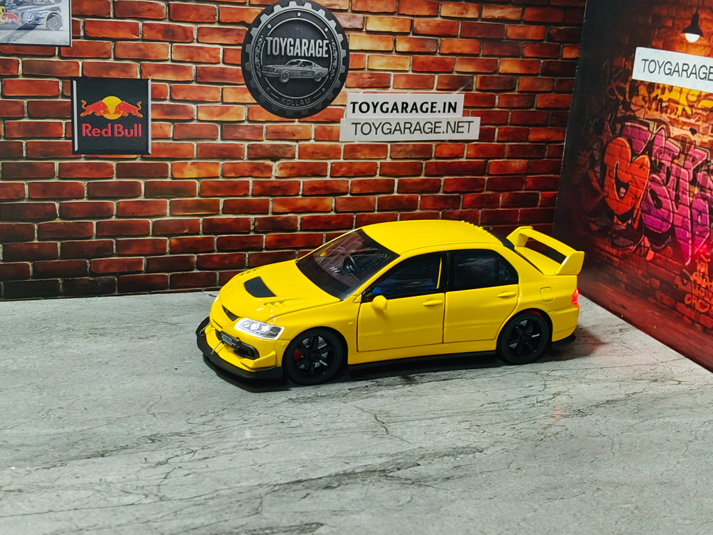 NO:15 MITSUBISHI LANCER EVOLUTION 1:32 SCALE