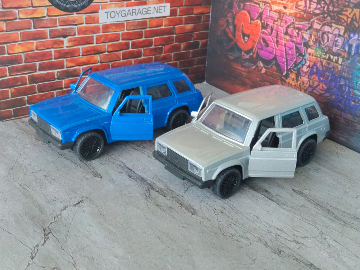 NO:42 LADA VAZ 2104 1:36 SCALE