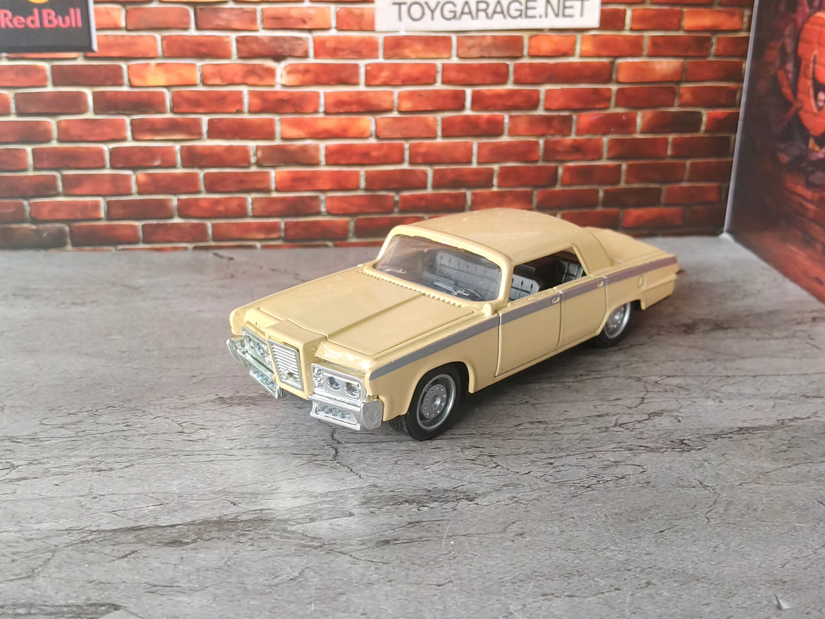 NO:73 1966 CHRYSLER IMPERIAL 1:36 SCALE