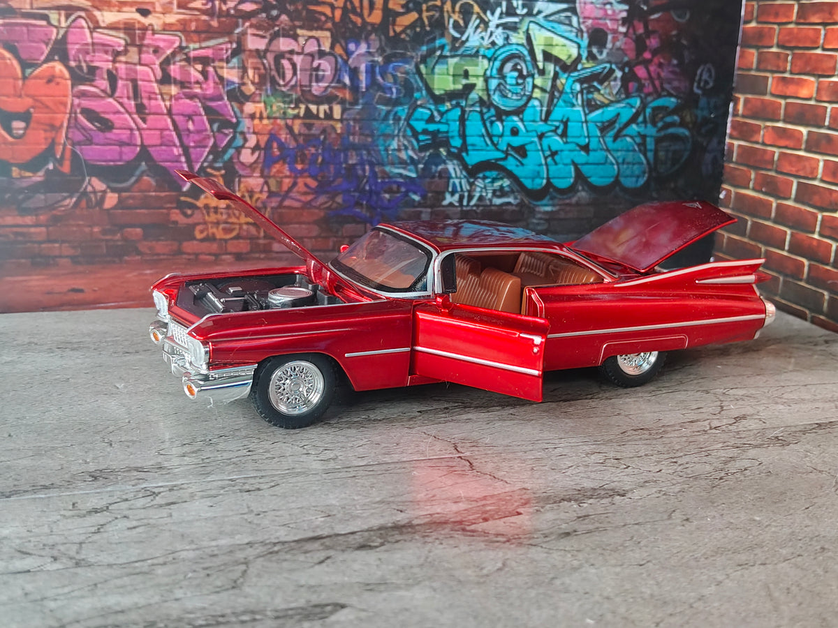 NO:33 CADILLAC 1:32 SCALE